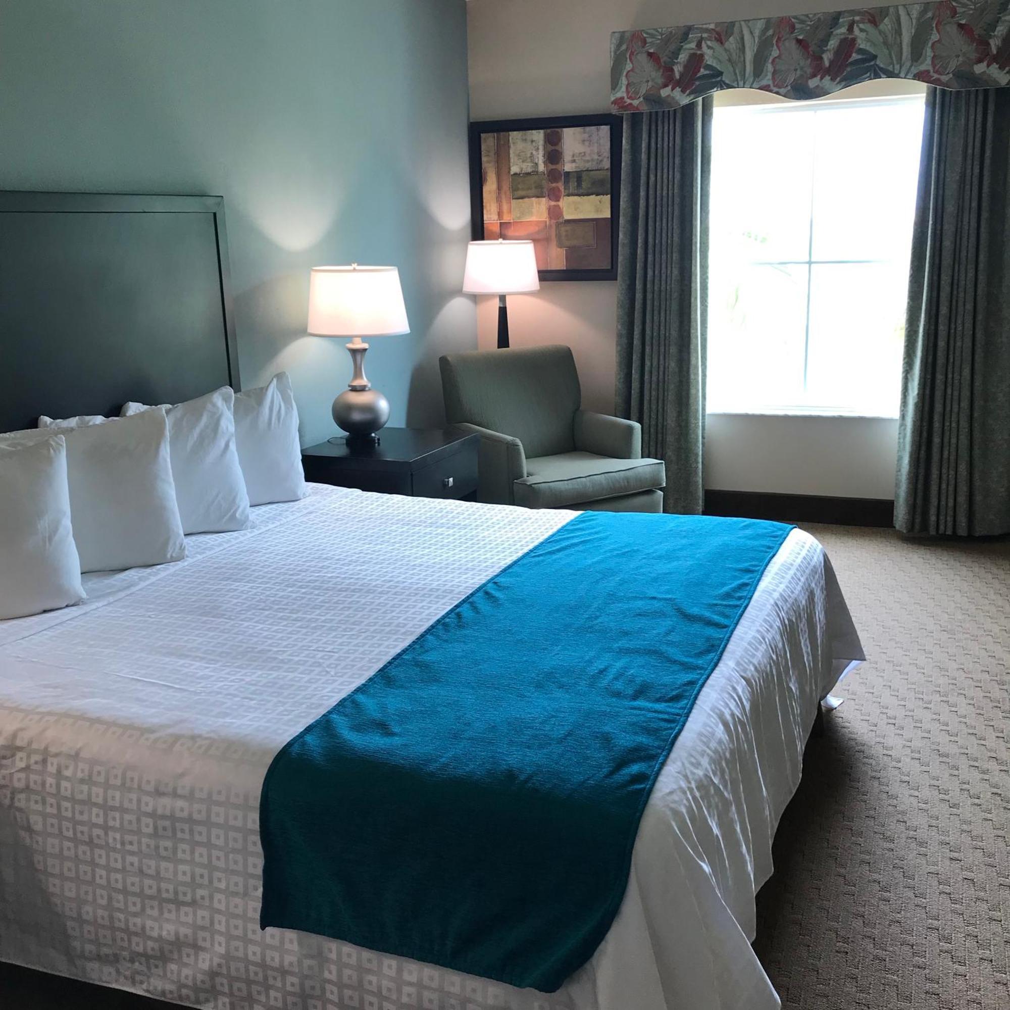 One-Bedroom King Suite (No Resort Fee),1709690505:JPEG