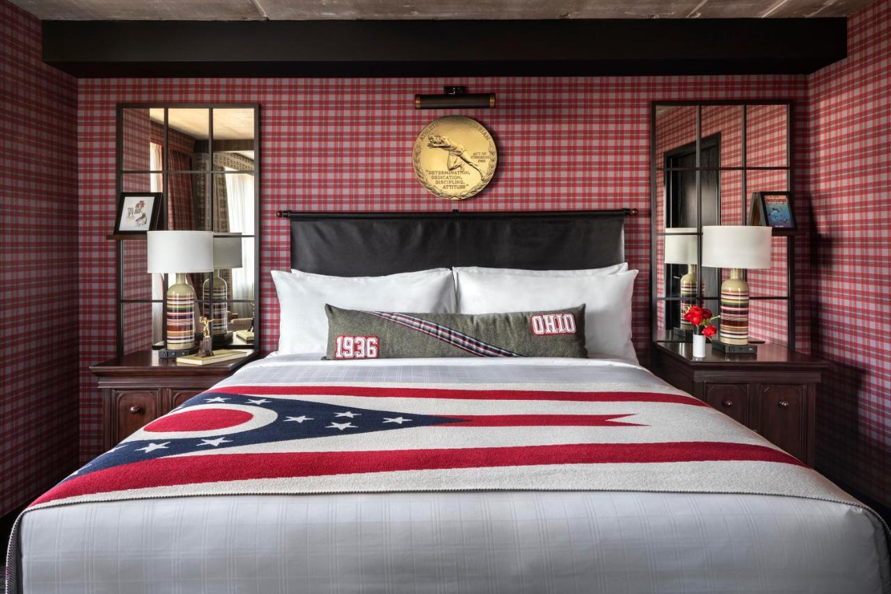 Graduate King Room