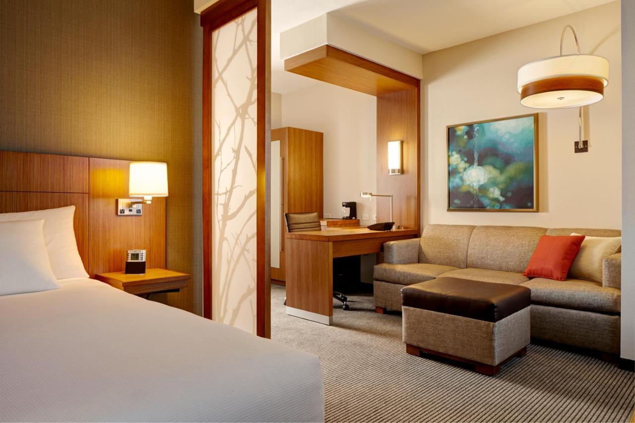 King Room with Sofa Bed