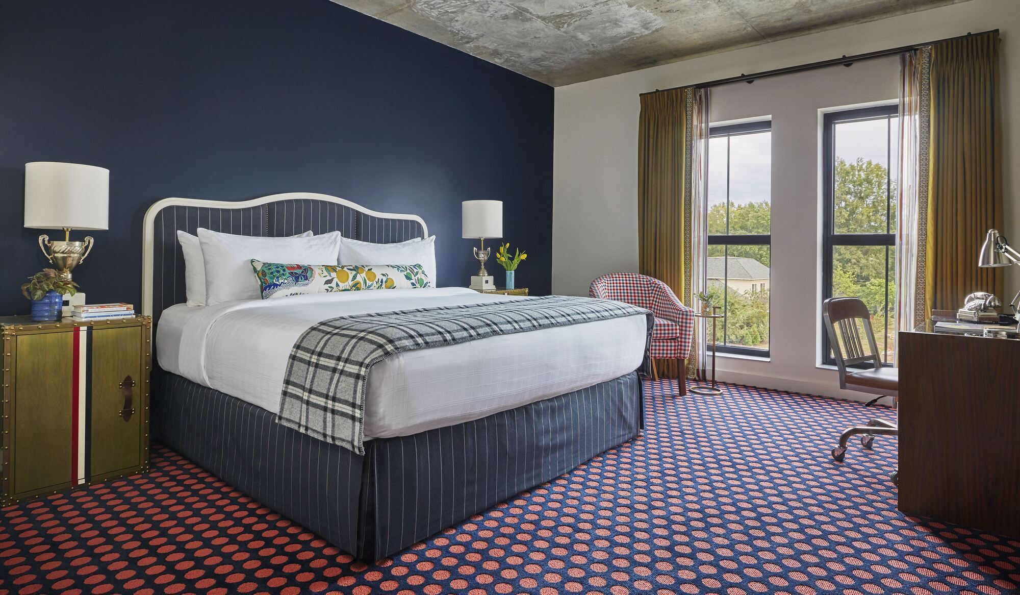 Graduate King Room