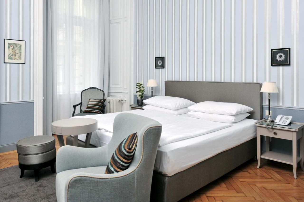Large Double Room,886485541:JPEG
