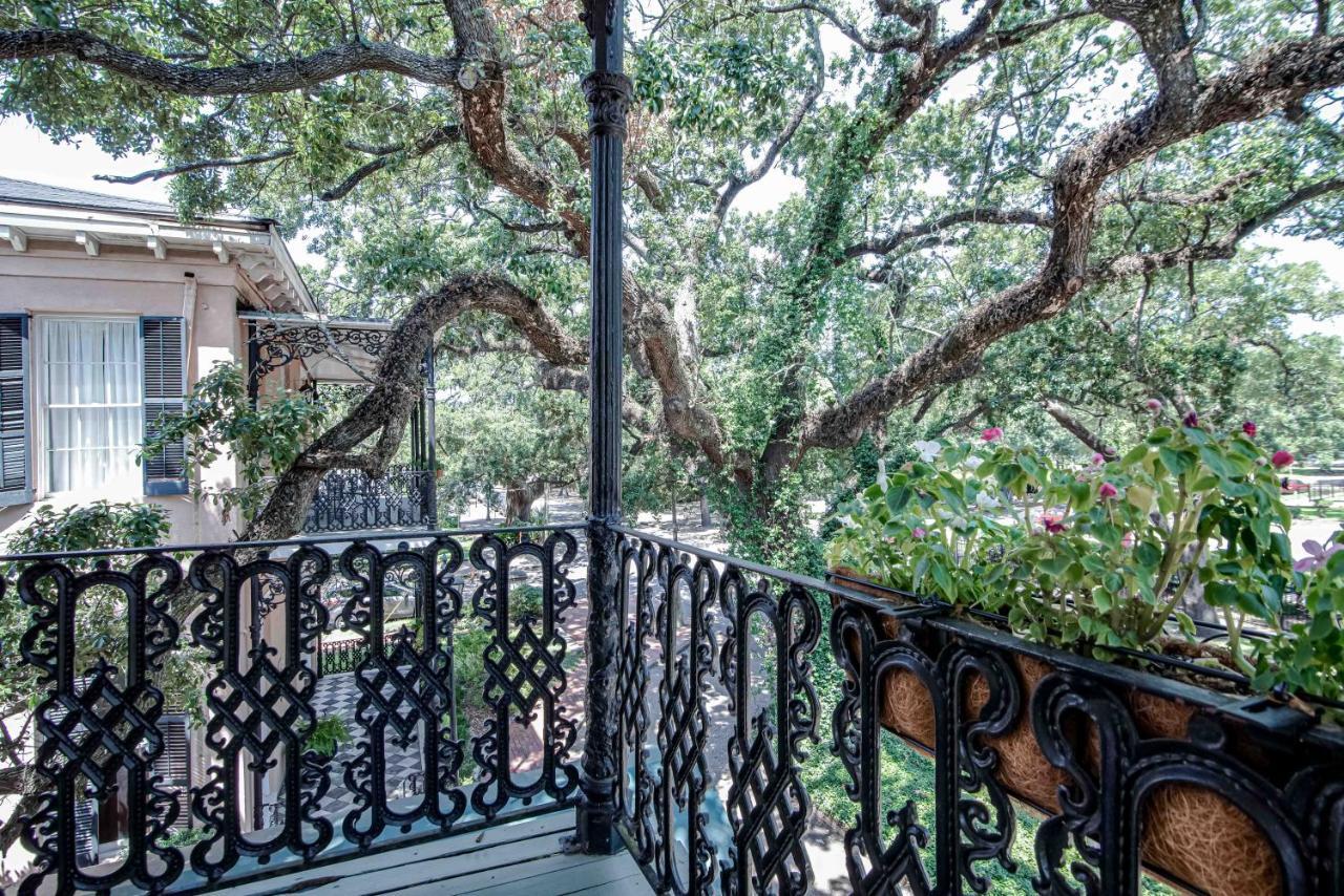 Two Double Beds Historic W or Balcony