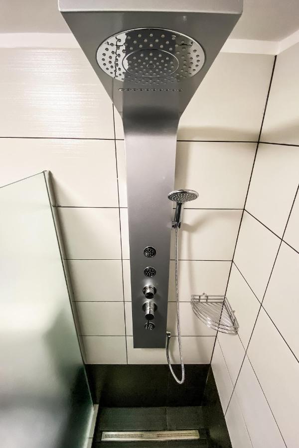 Quarto Duplo ou Twin com Casa de Banho Privativa