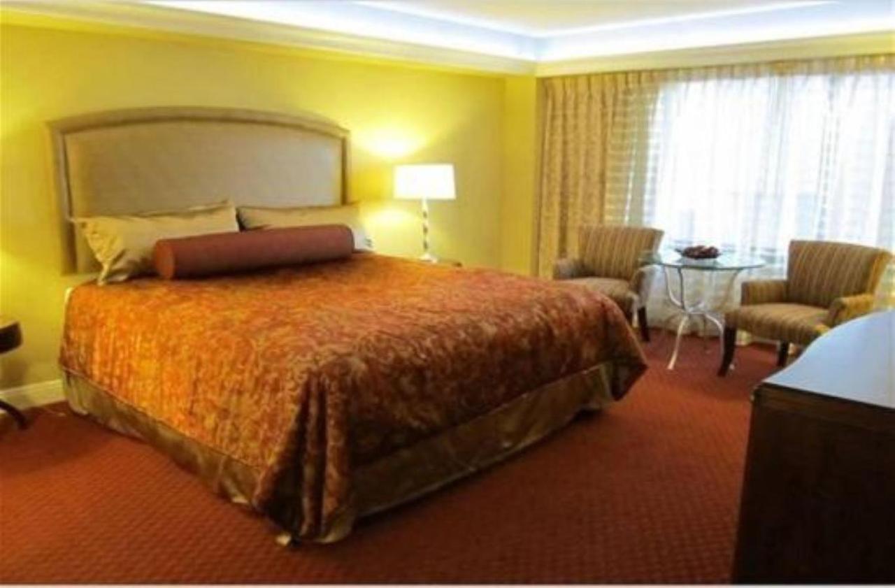 One-Bedroom Apartment NO RESORT FEE