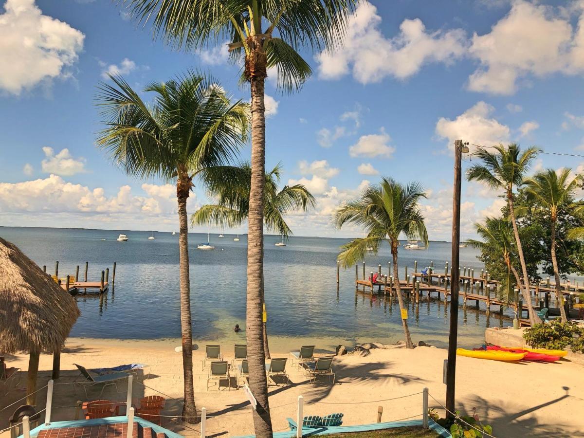 Suite Paradise mit Kingsize-Bett am Wasser