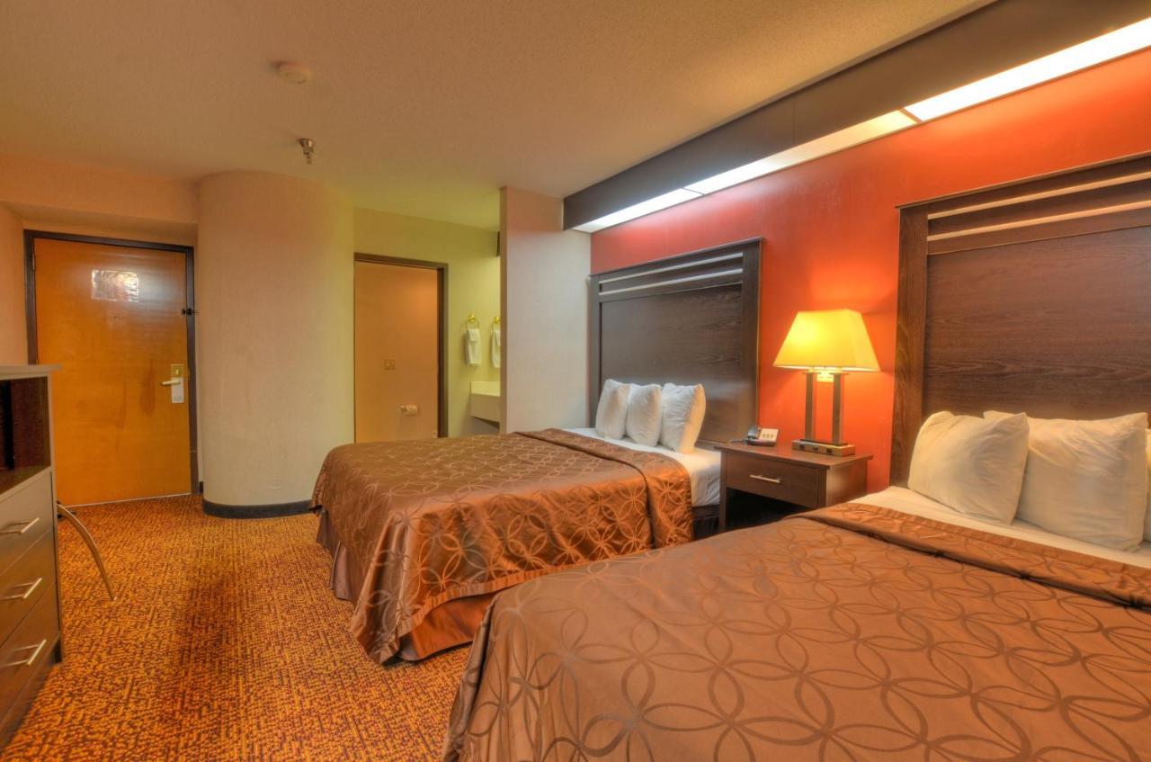 Queen Room Two Queen Beds