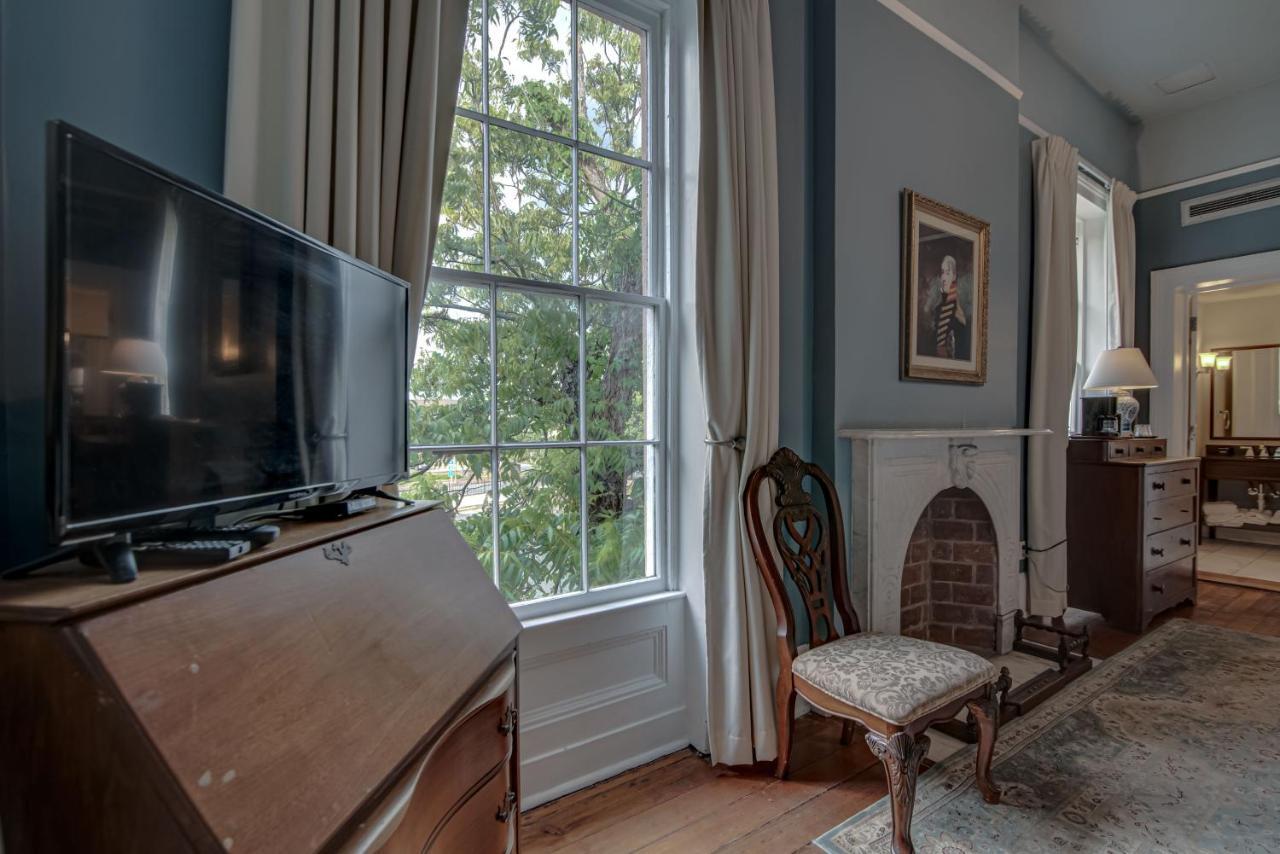 Two Double Beds Historic W or Balcony