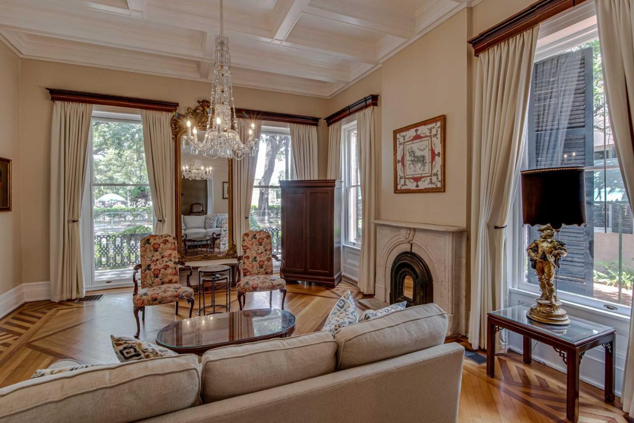 King Bed Historic Suite