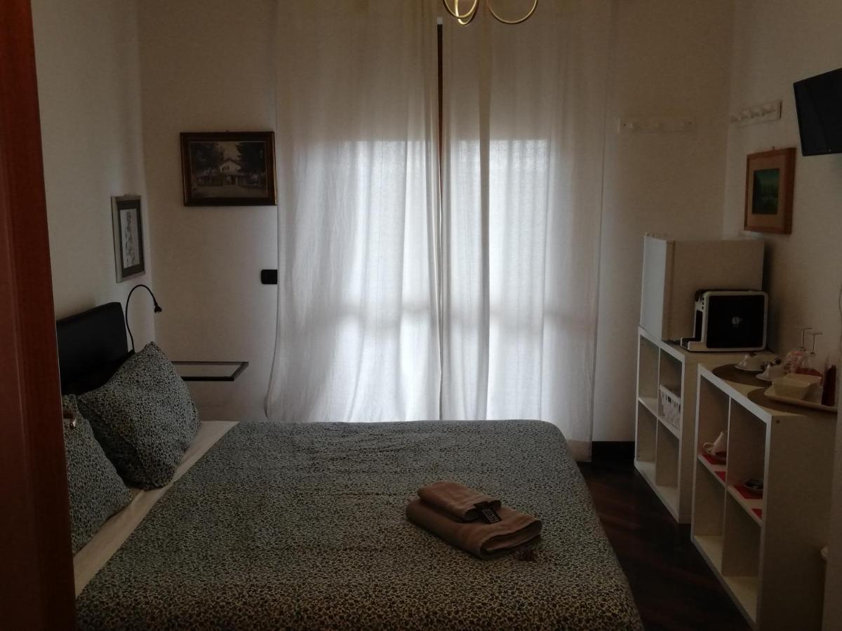 Double Room Private External Bathroom