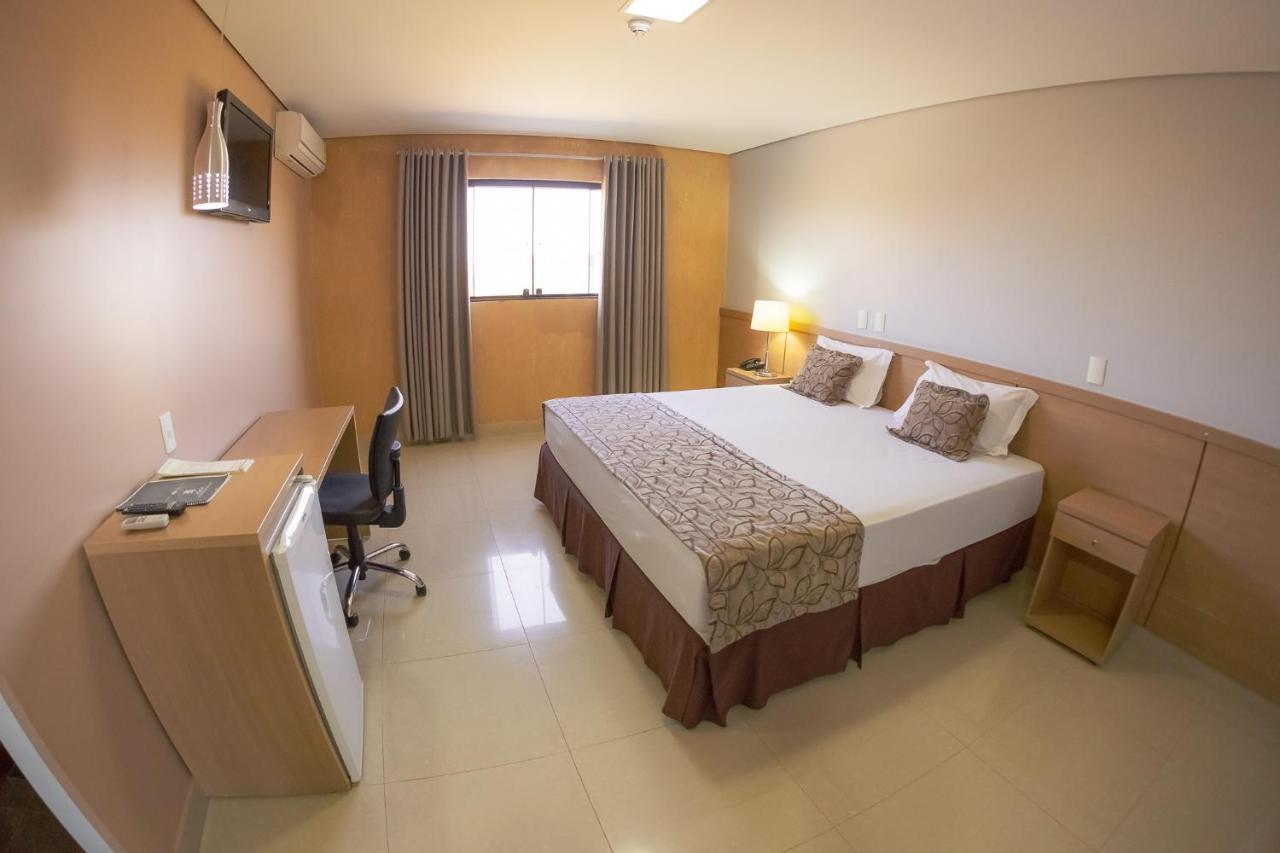 Standard Queen Room