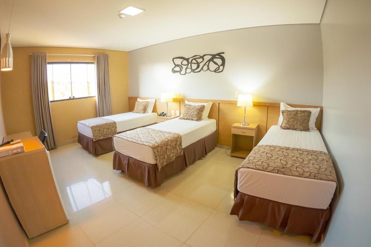 Standard Queen Room