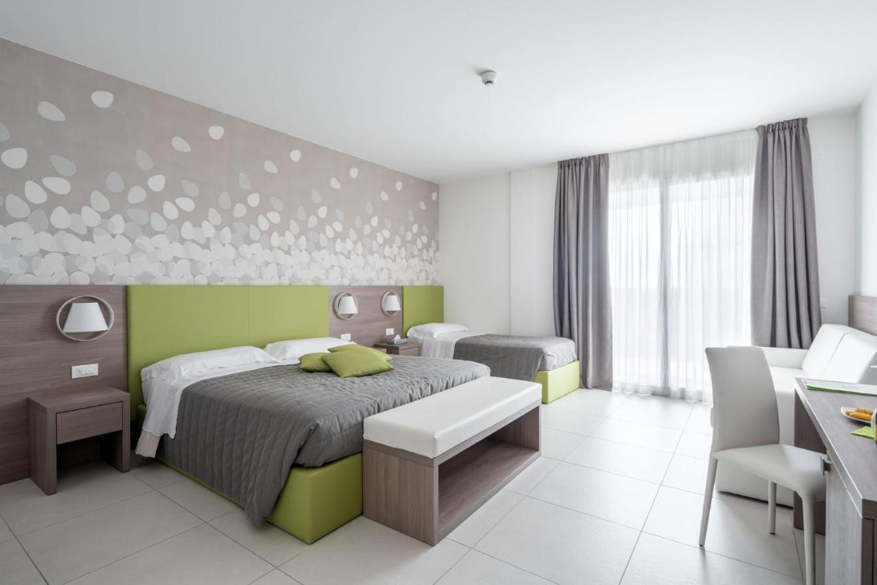 Junior Suite mit Terrasse und Whirlpool