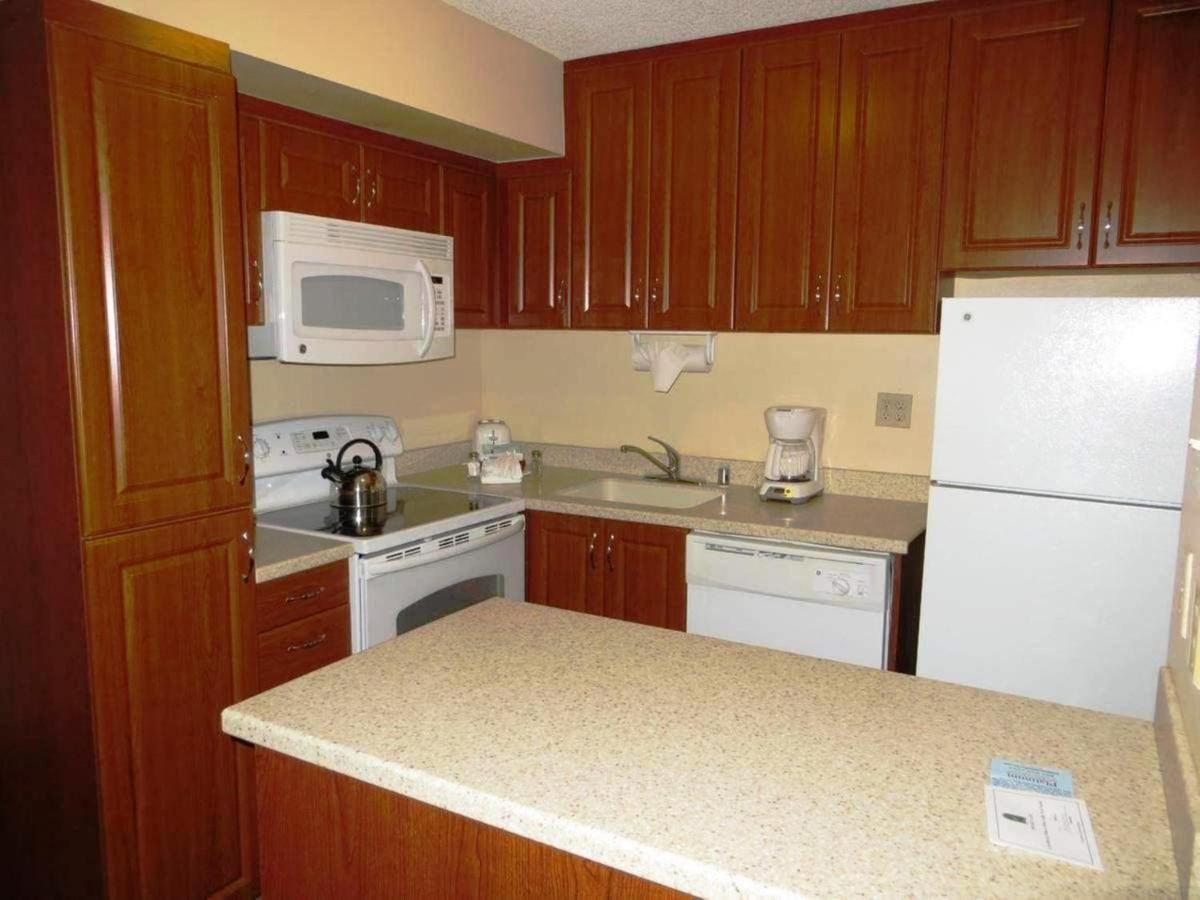 One-Bedroom Apartment NO RESORT FEE