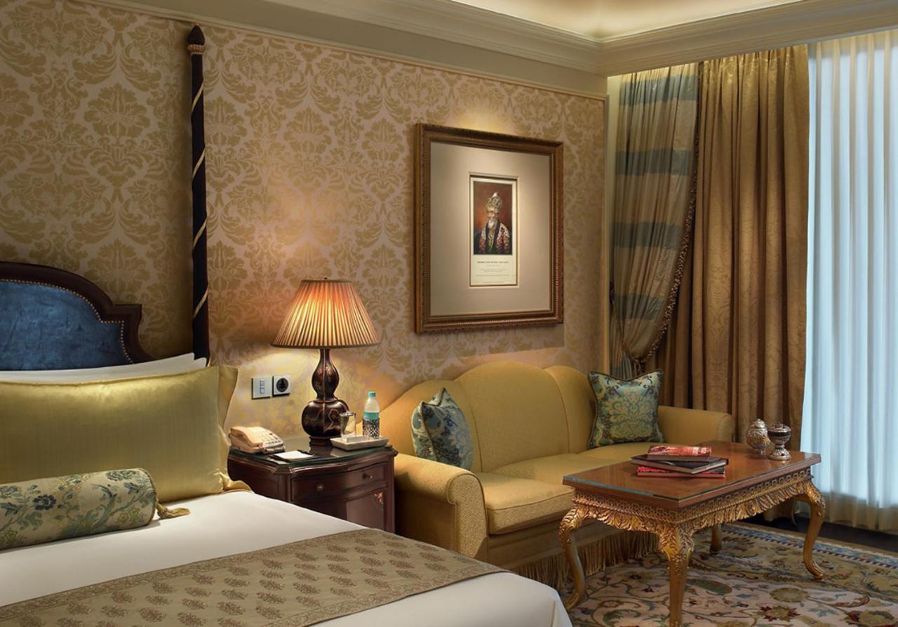 Premiere Room