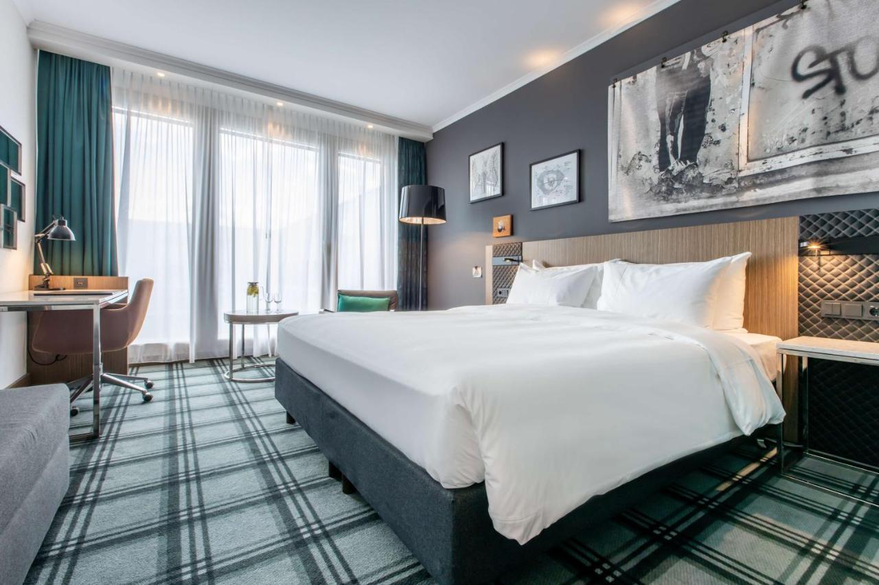 Standard Room,1709767239:JPEG