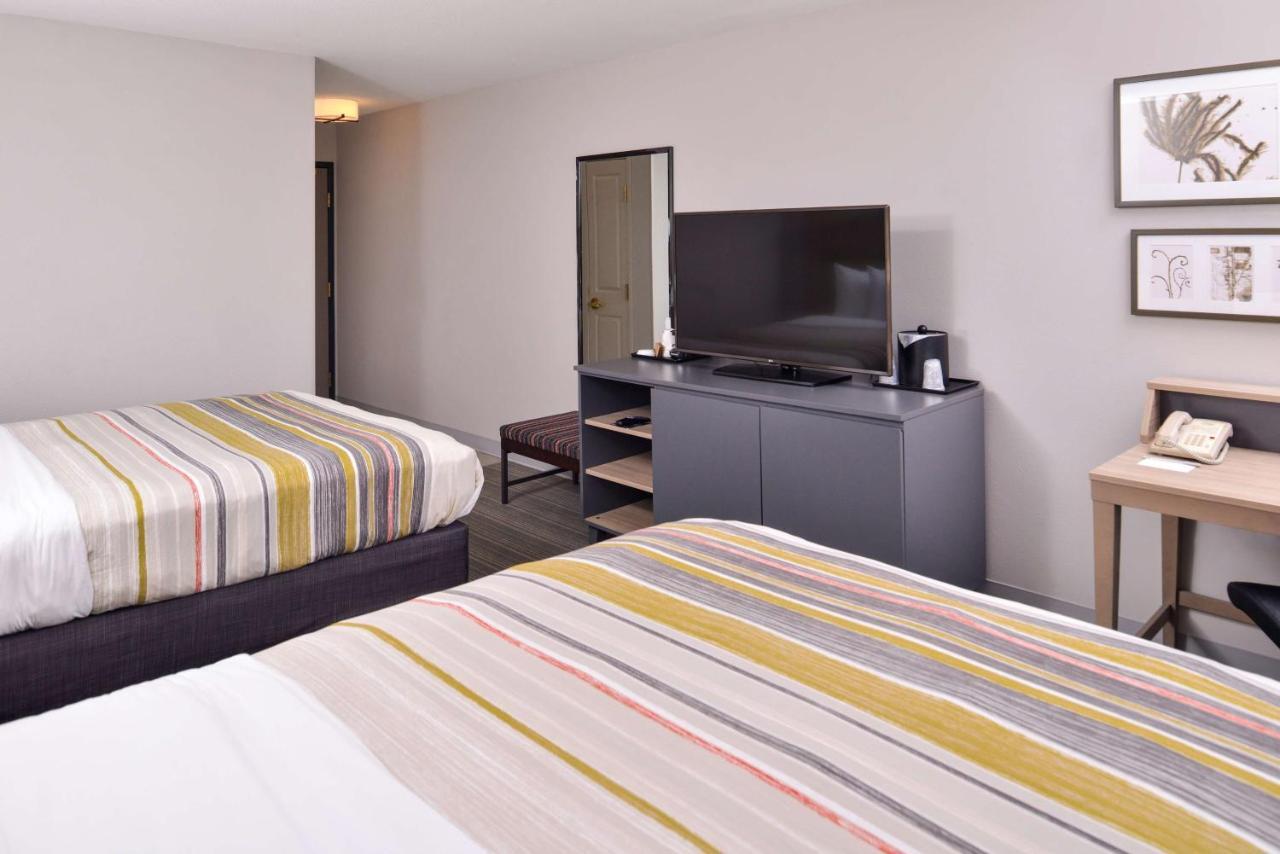 Queen Room Two Queen Beds Disability Access