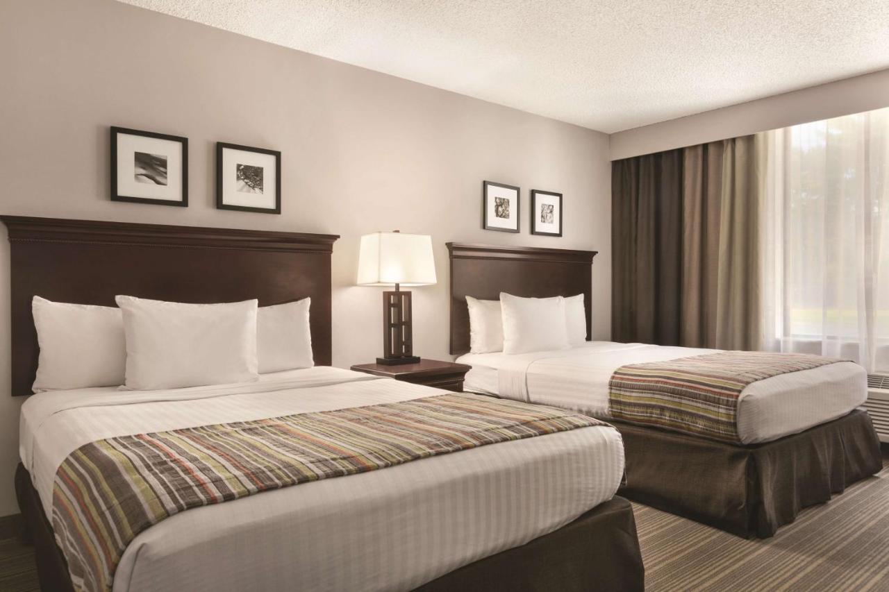 Queen Room Two Queen Beds