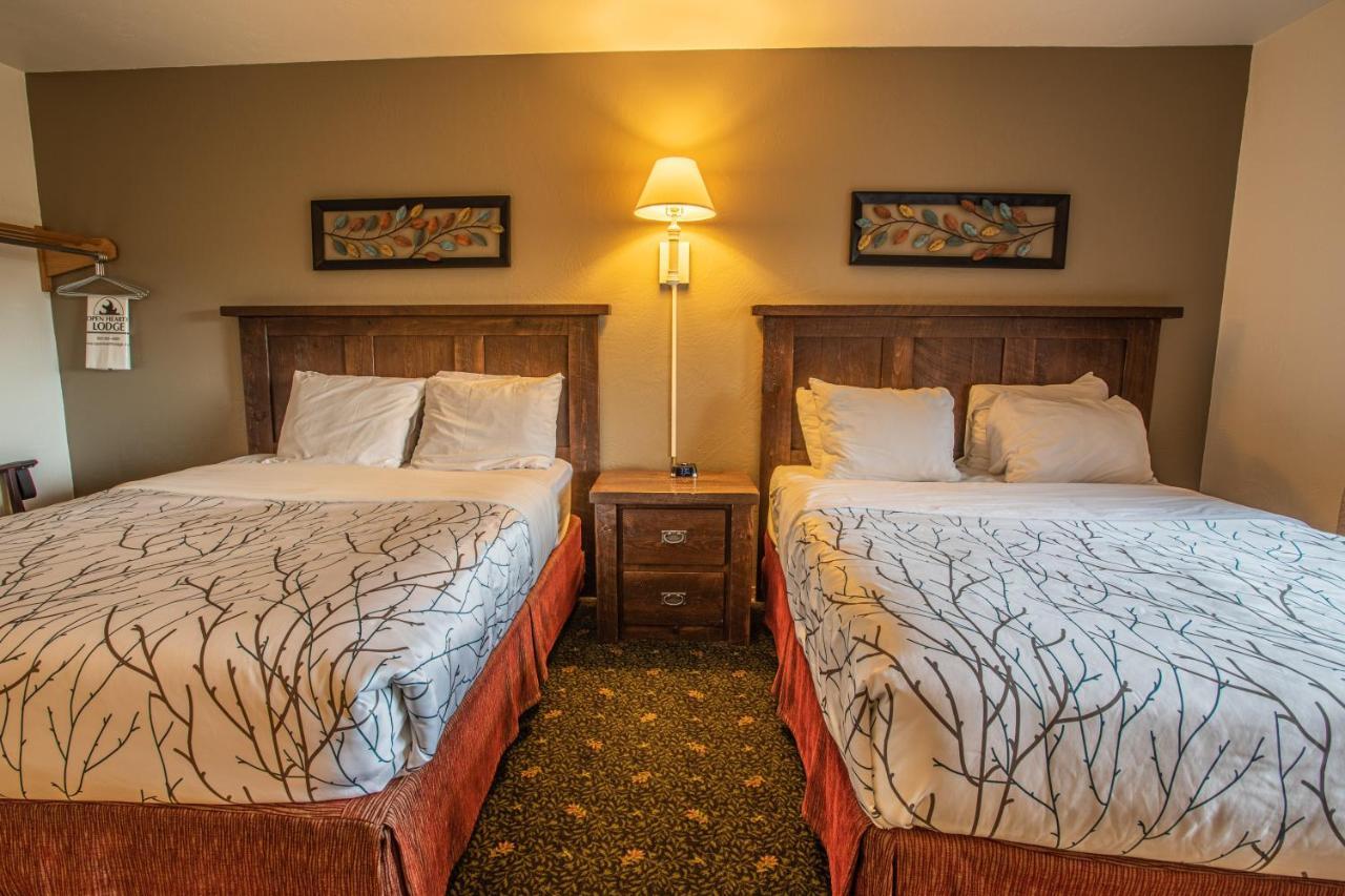 Queen Room Two Queen Beds