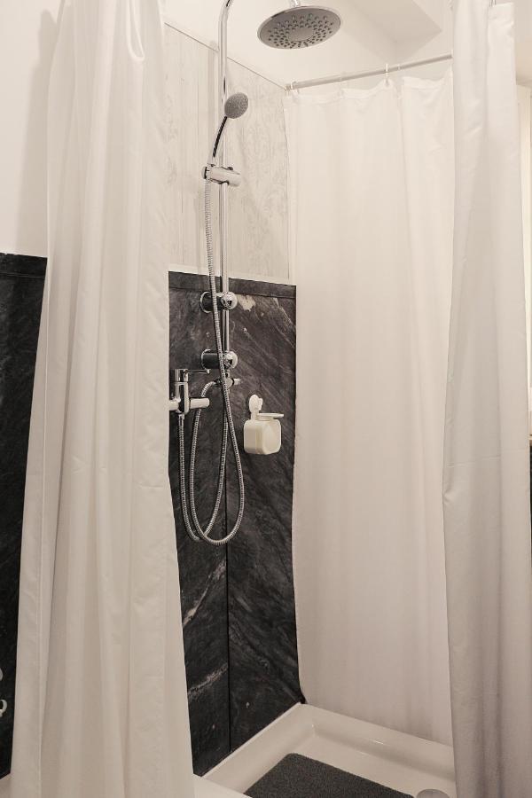 Double Room Private External Bathroom