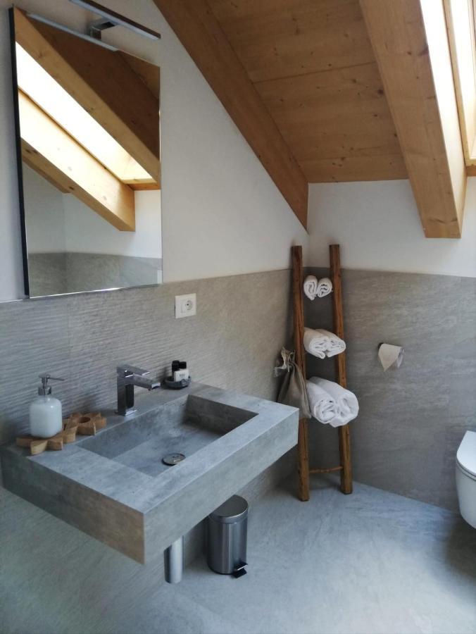 King Room Spa Bath
