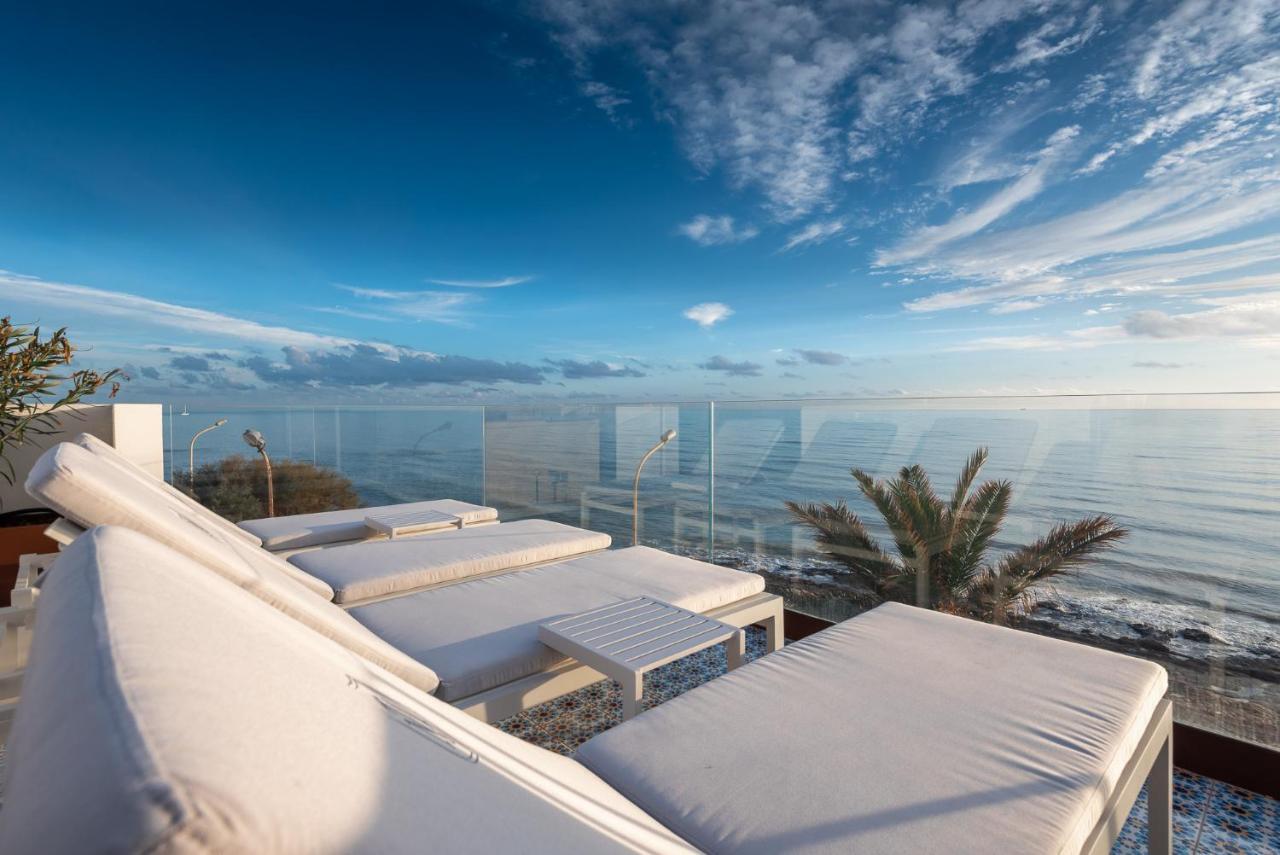 Deluxe Suite Hot Tub Sea View