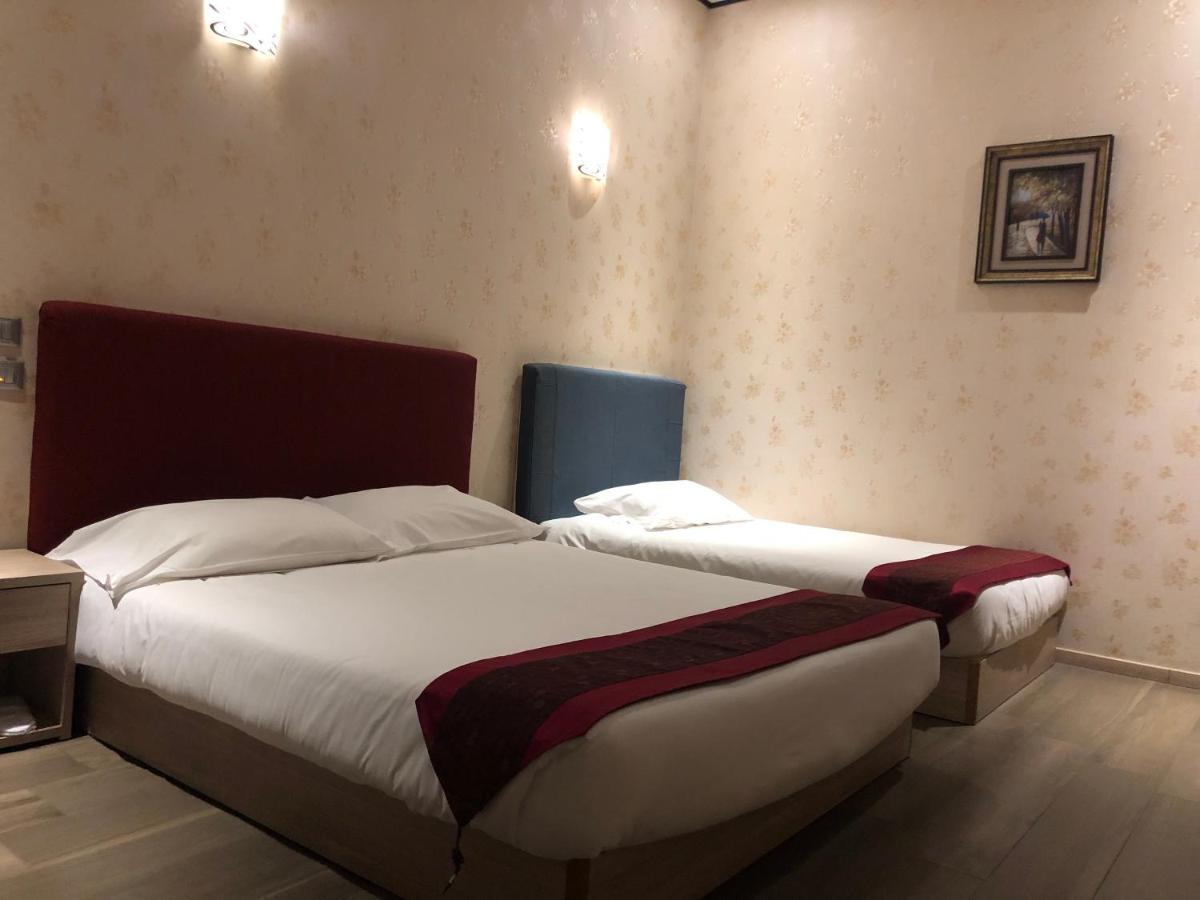 Basic Triple Room