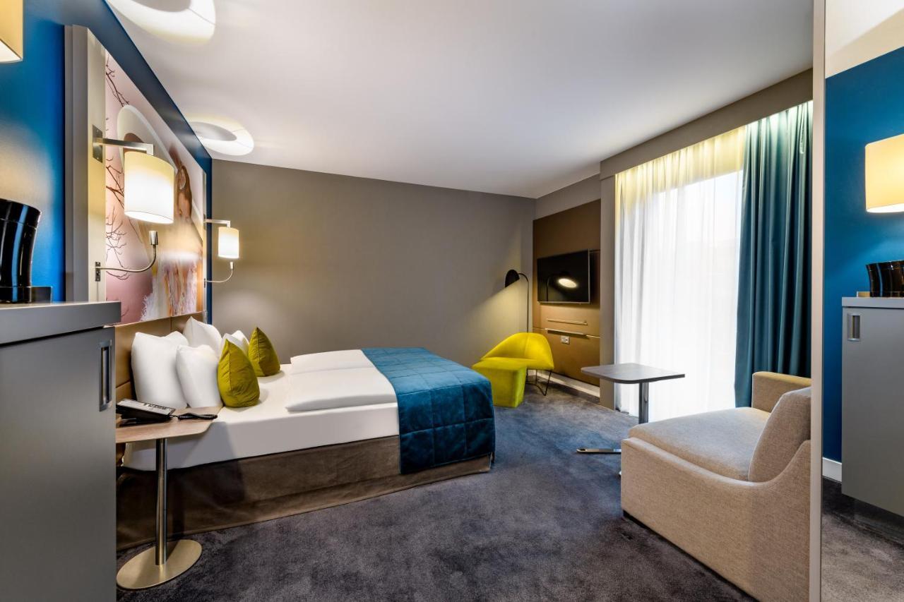Superior Queen Room with Sofa Bed,951315112:JPEG