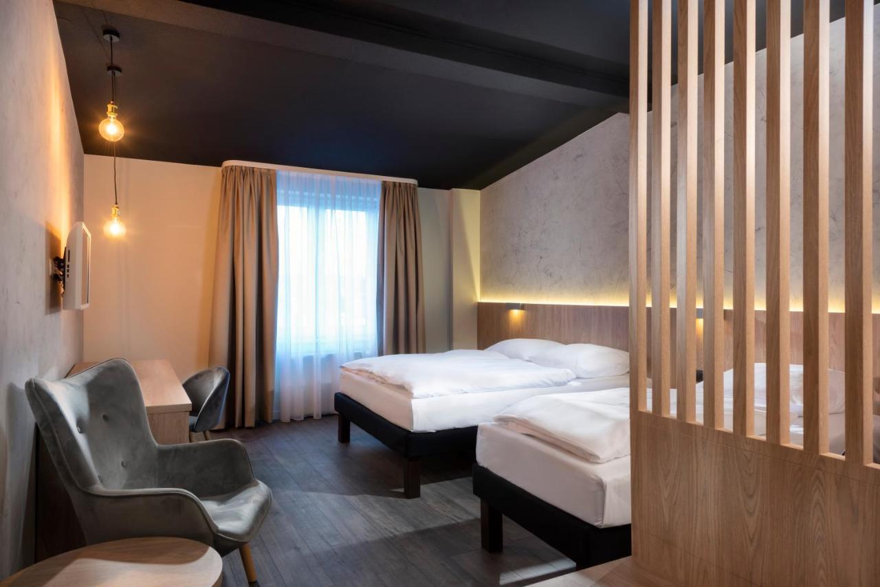 Standard Twin Room,957462604:JPEG
