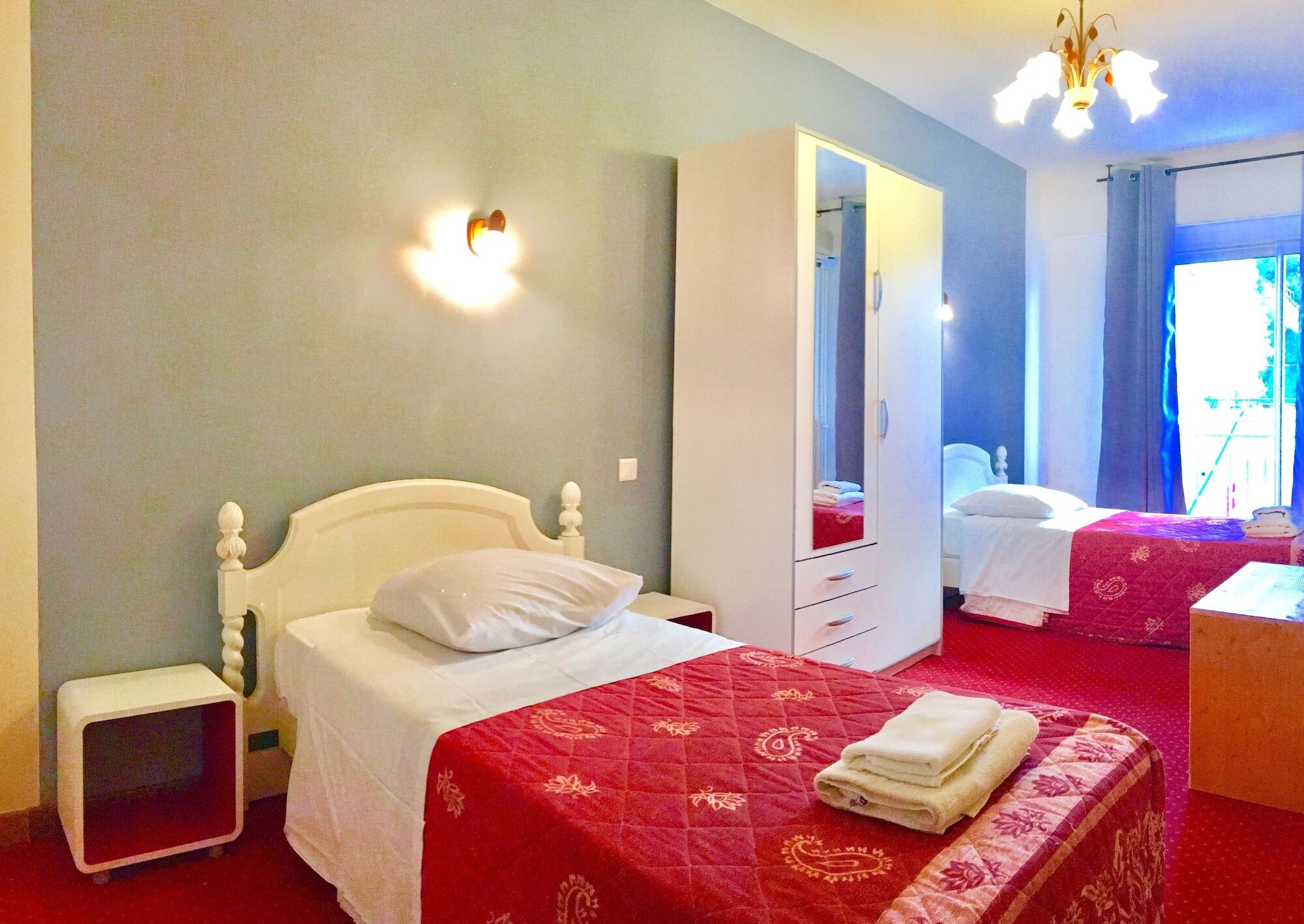 Triple Room
