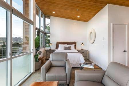 Studio Ocean View