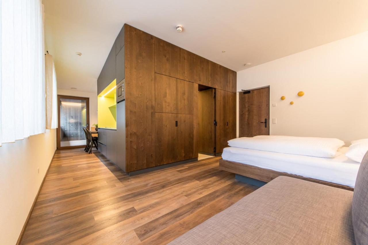 Studio Apartment,953149153:JPEG