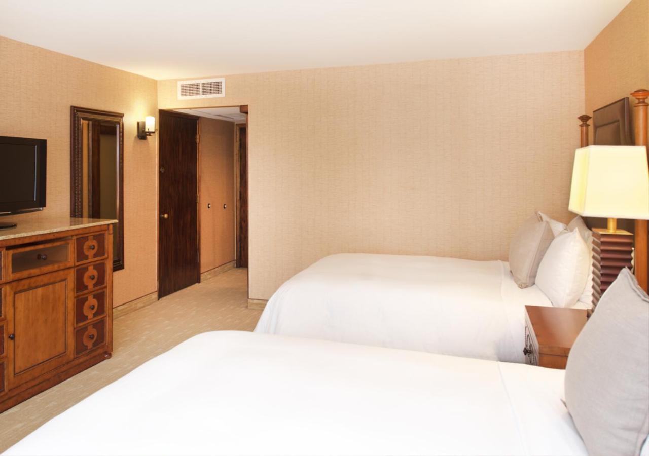 Standard Queen Room Two Queen Beds