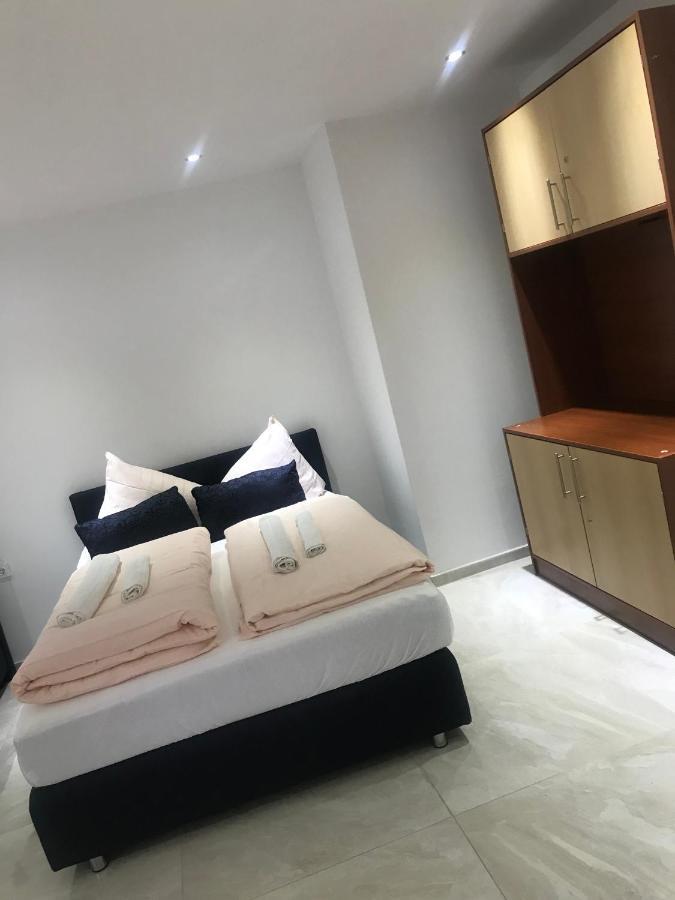 Deluxe Doppel-/Zweibettzimmer