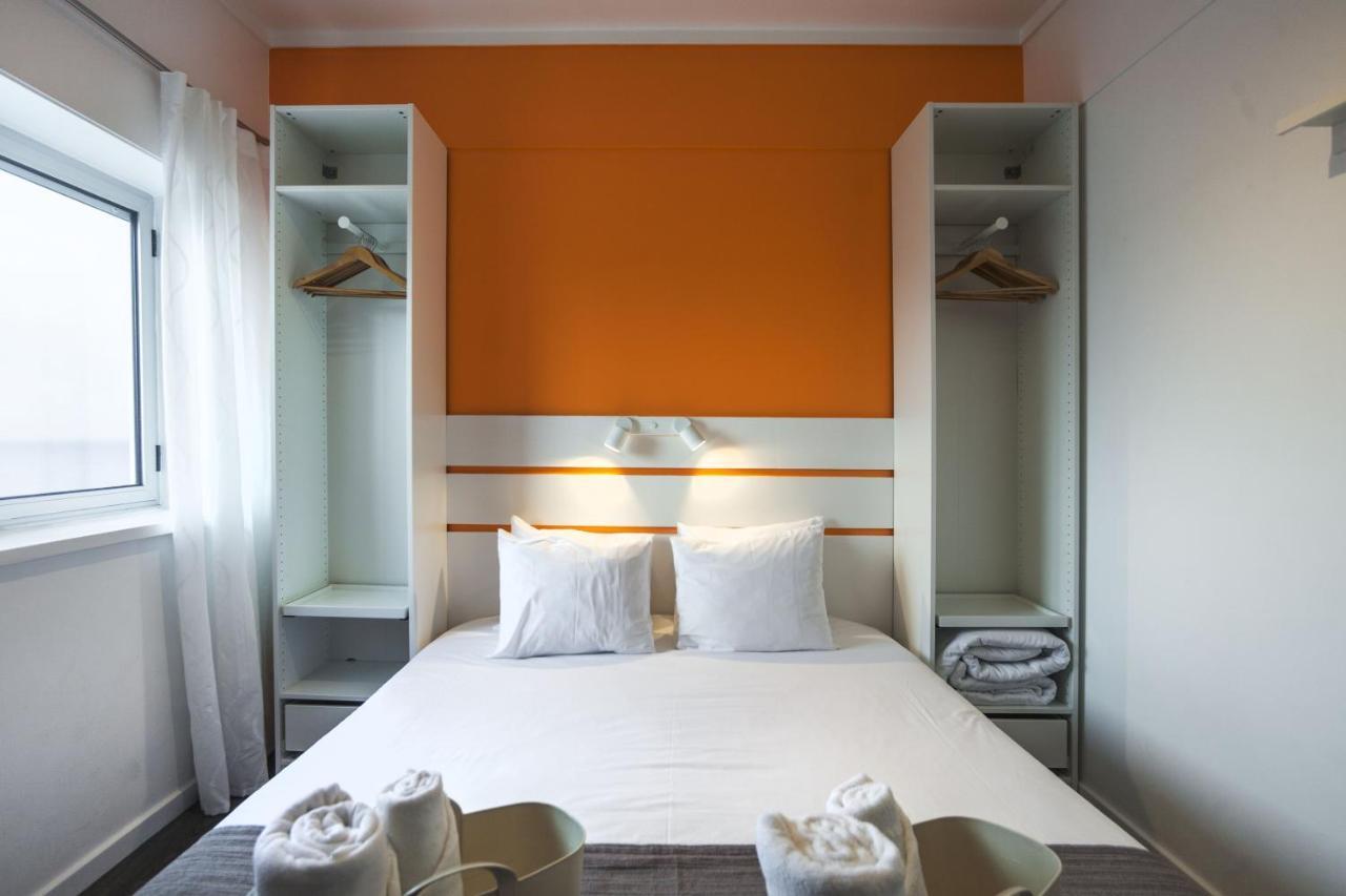Quarto Duplo com Casa de Banho Partilhada
