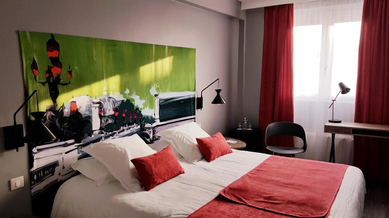 Deluxe Double or Twin Room