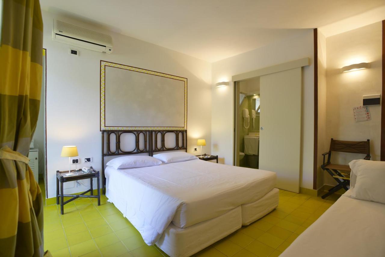 Triple Room,1067025541:JPEG