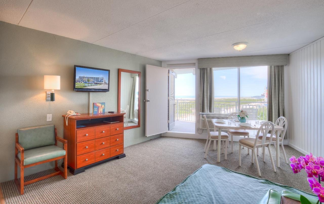 Family Room Side Sea View