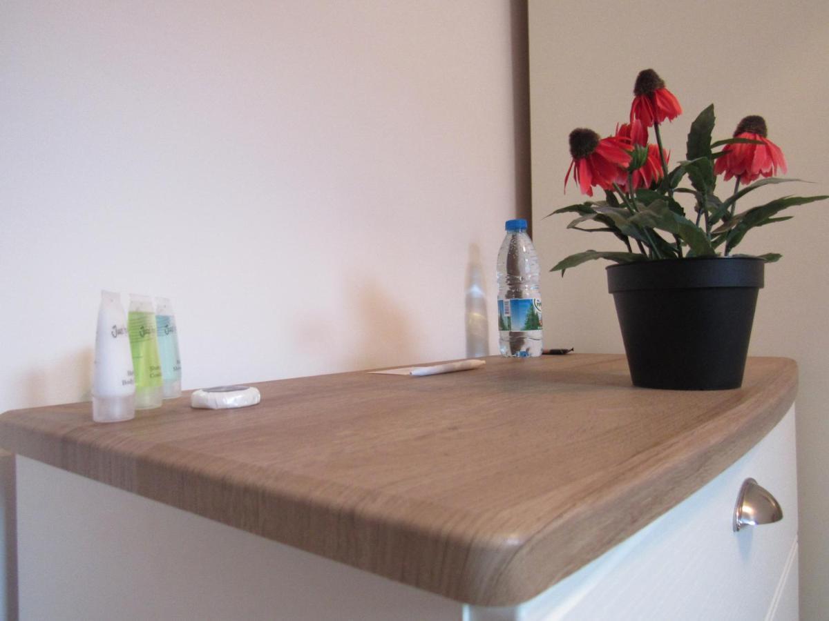 En-suite Single Room