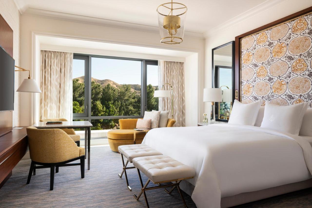 Deluxe King Room Disability Access