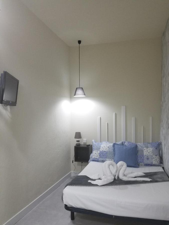Interior Double or Twin Room with Shared Bathroom,1163747175:JPEG