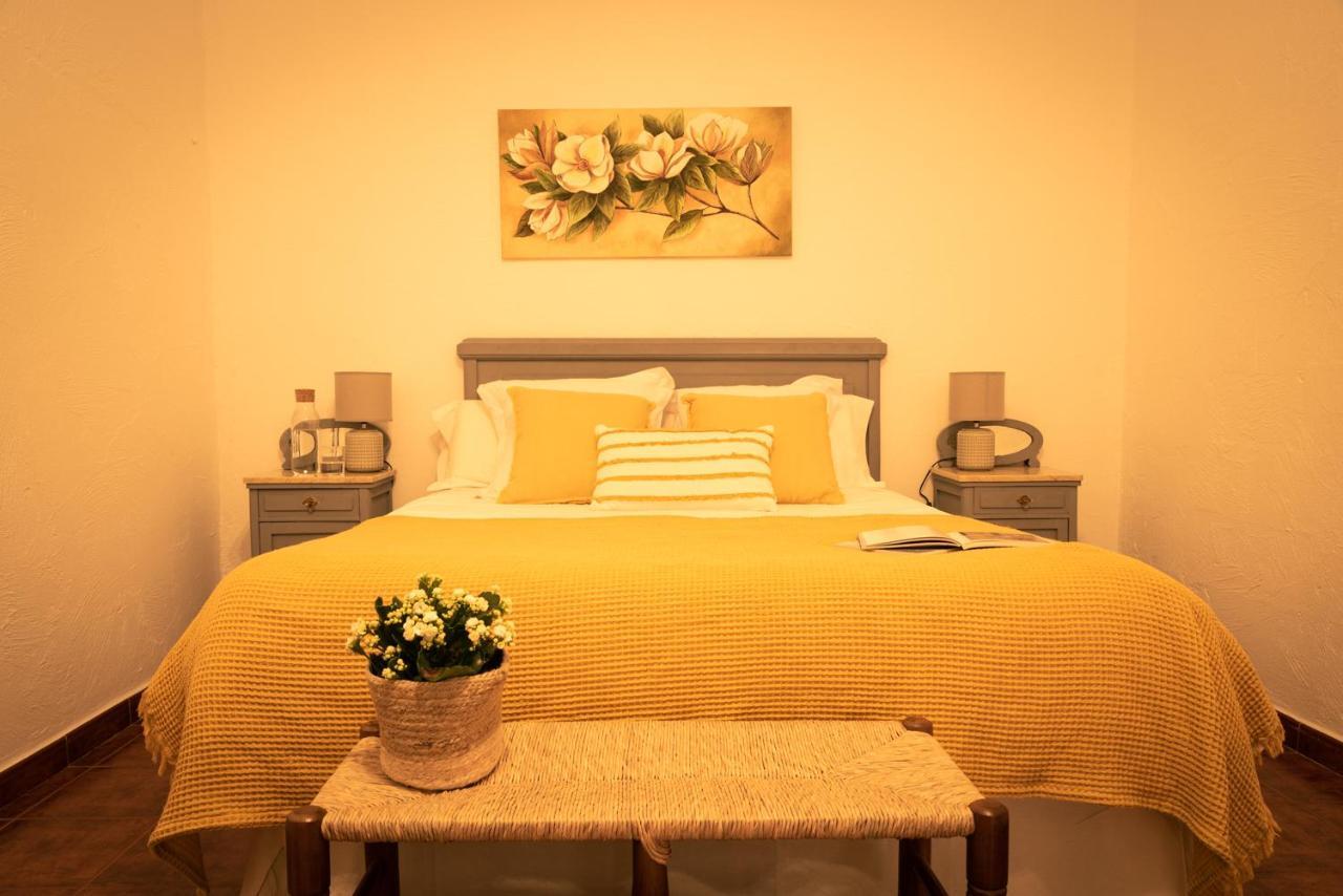 Habitación Superior con cama grande y terraza