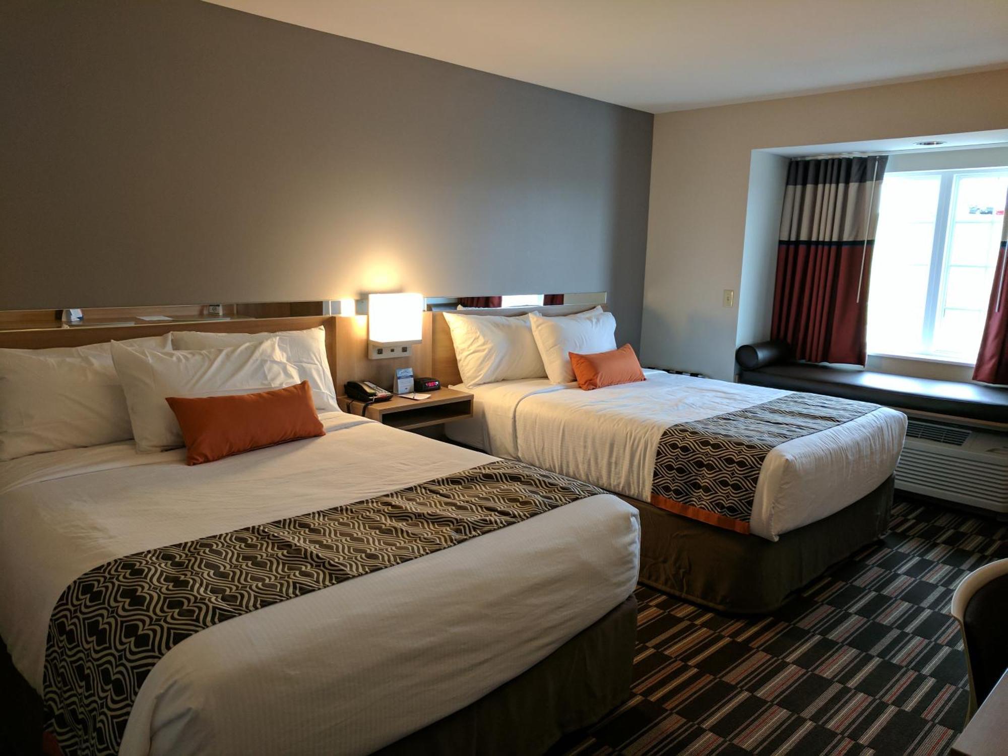 Queen Room Two Queen Beds Non-Smoking