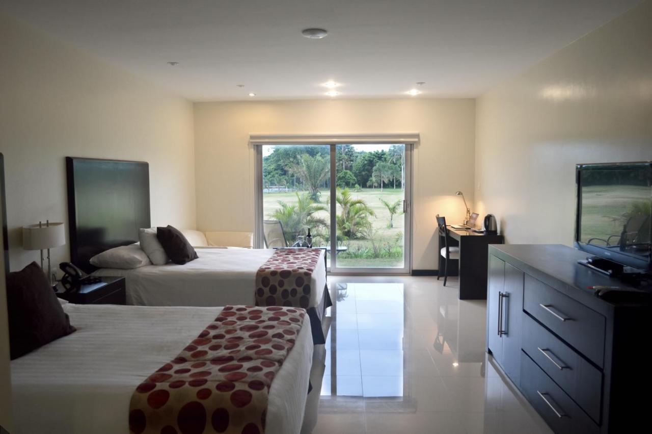 Premium Twin Room Pool access