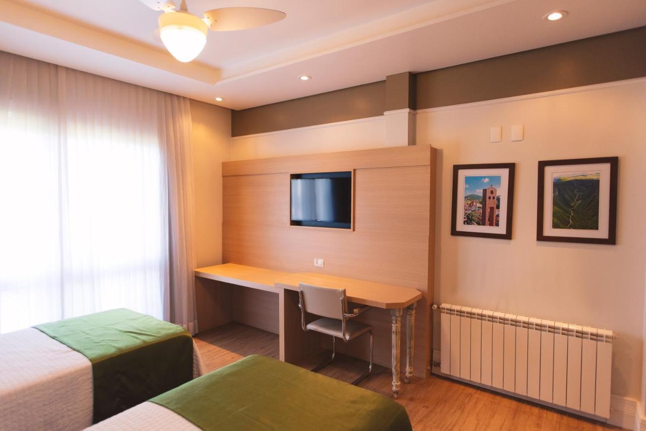 Deluxe Double or Twin Room Garden View