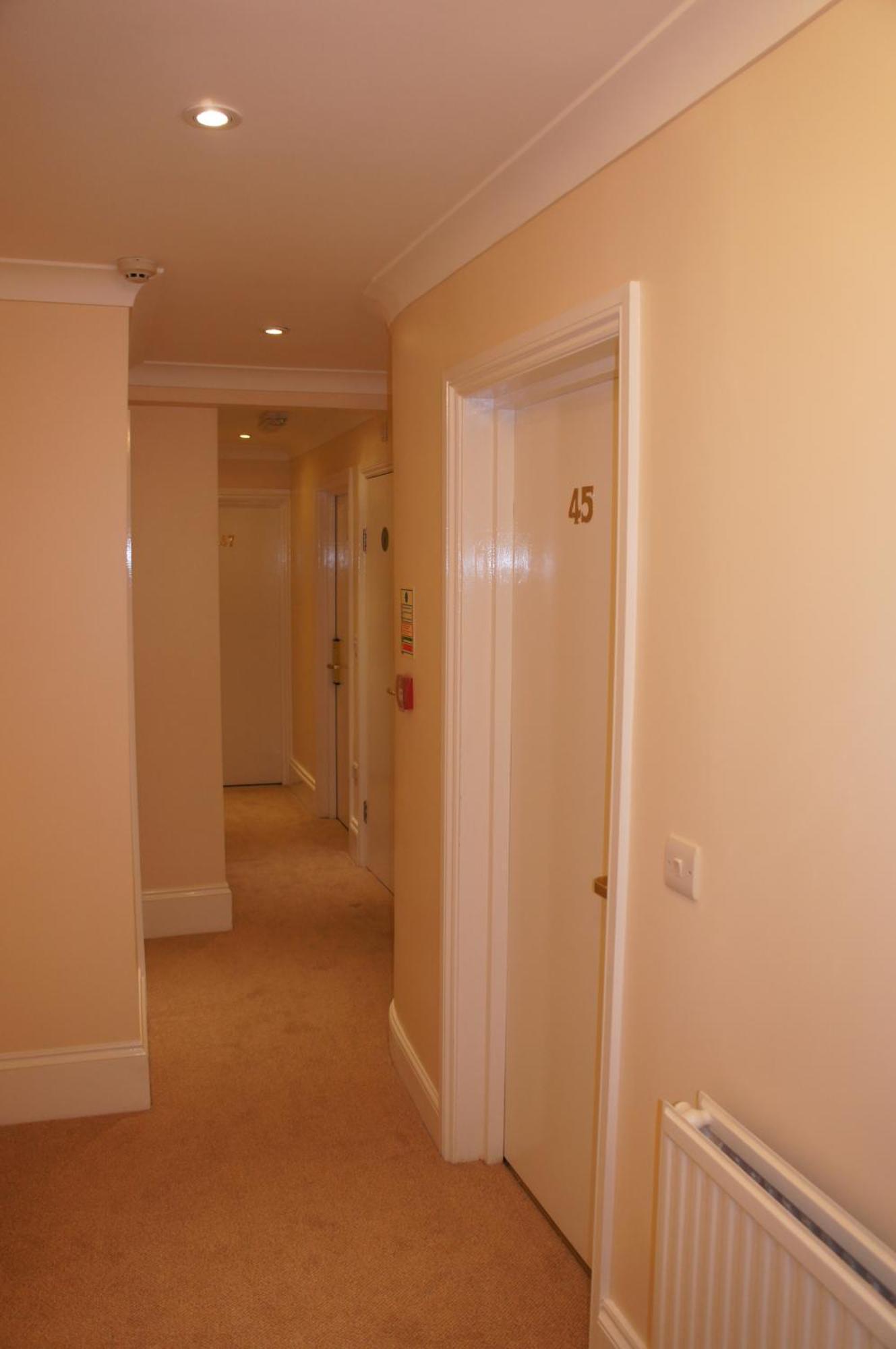 Triple Room Private Bathroom