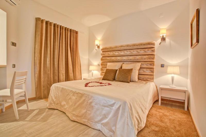 Deluxe Two-Bedroom Villa