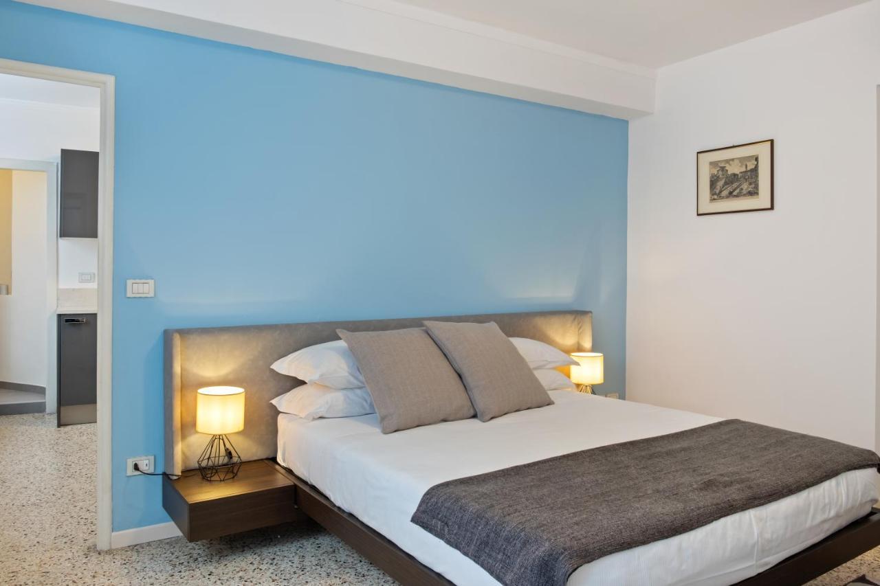 Camera Matrimoniale con Cucina - Edificio Separato