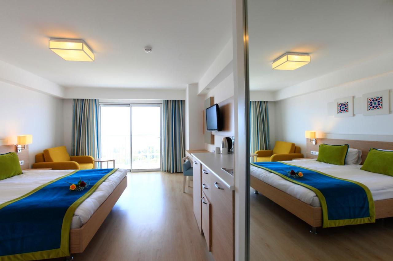 Standard Room Balcony Partial Sea View