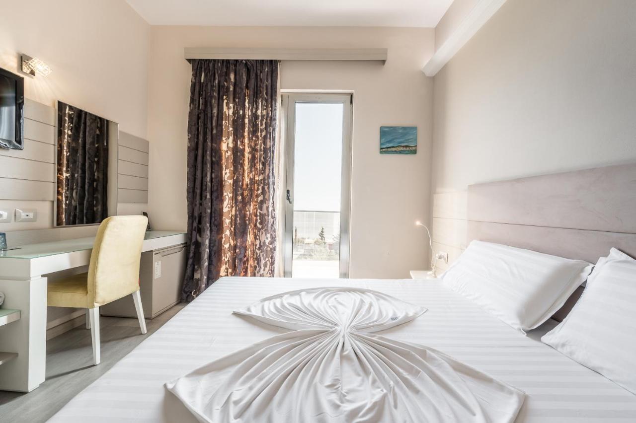 Doppelzimmer mit Meerblick