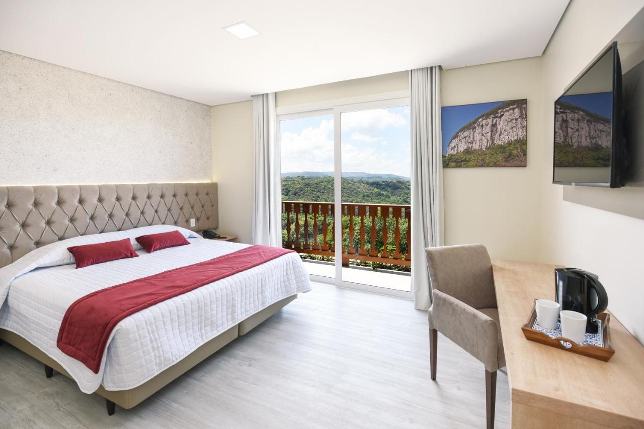 Double or Twin Room Bathroom